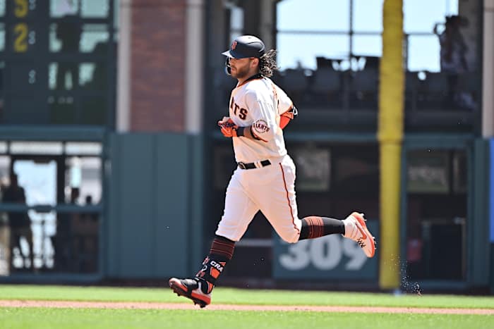 SF Giants infielder Brandon Crawford runs the bases after hitting a three run home run against New York Mets. (2023)